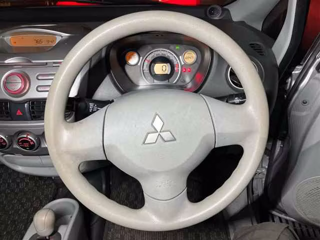 MITSUBISHI I