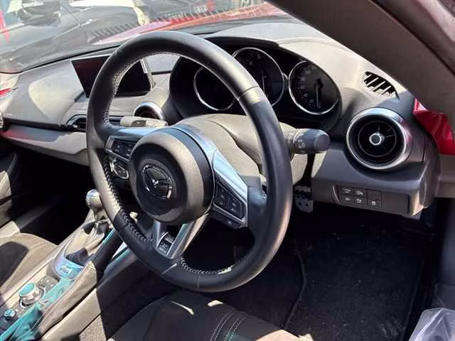 MAZDA ROADSTER