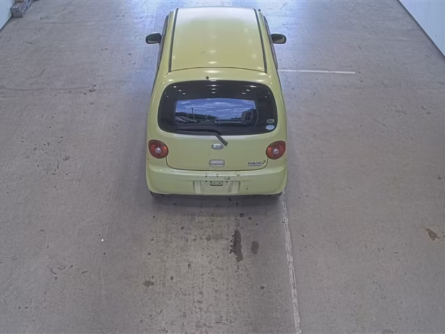 DAIHATSU MOVE LATTE