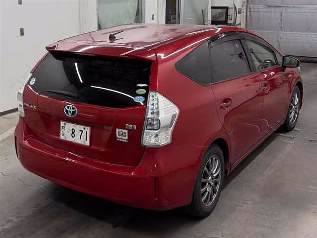 TOYOTA PRIUS ALPHA