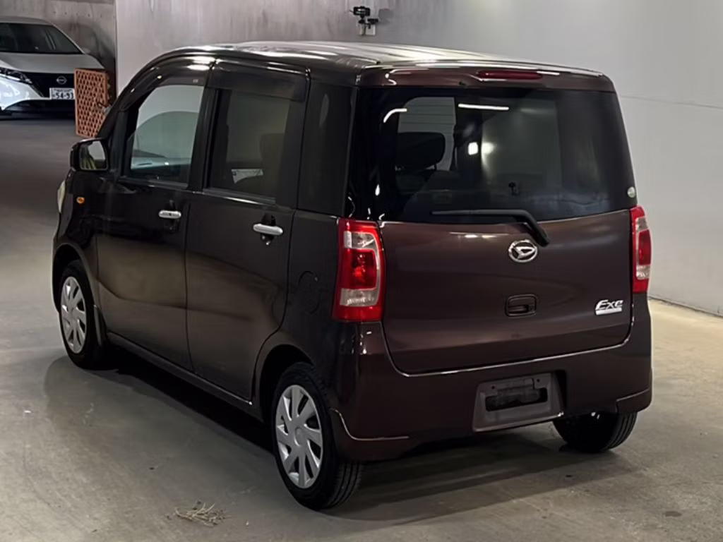 DAIHATSU TANTO EXE