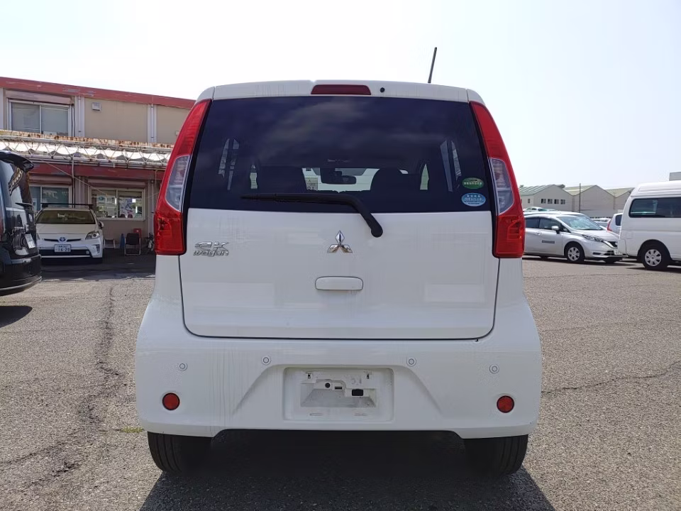 MITSUBISHI EK WAGON