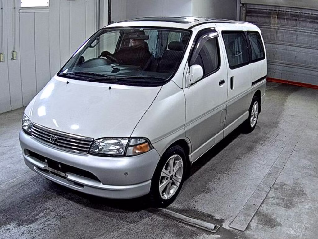 TOYOTA GRANVIA