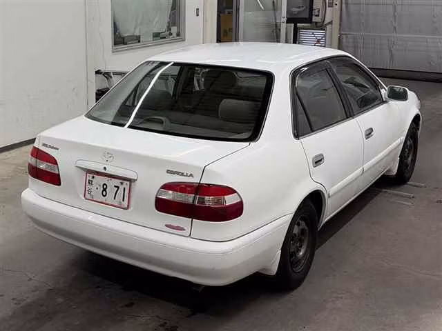 TOYOTA COROLLA