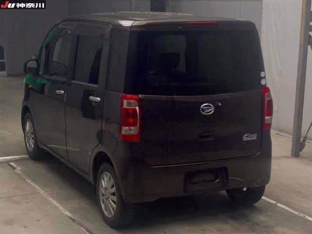 DAIHATSU TANTO EXE