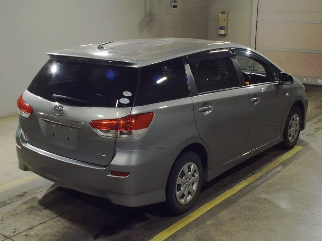 TOYOTA WISH