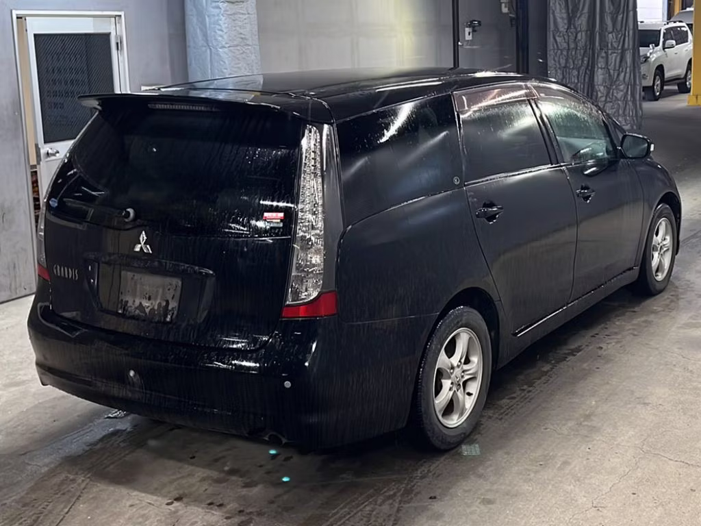 MITSUBISHI GRANDIS