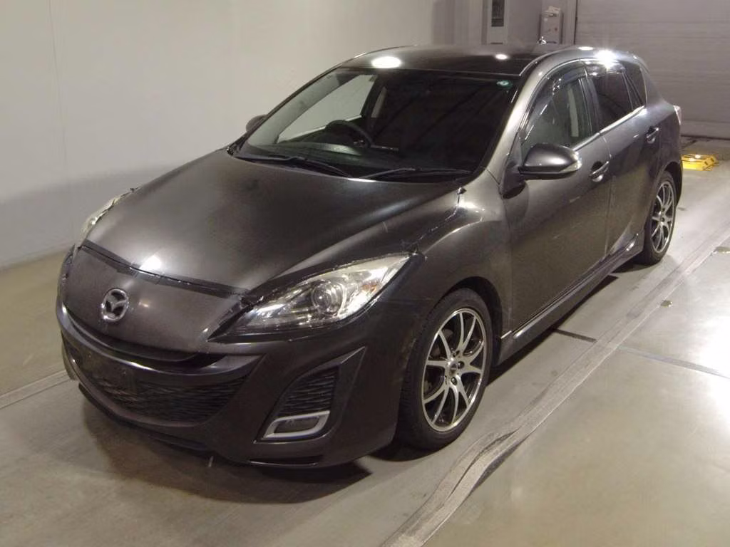 MAZDA AXELA