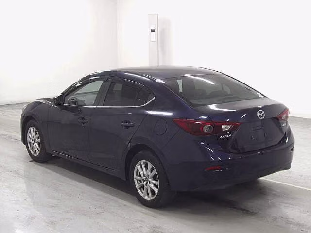MAZDA AXELA