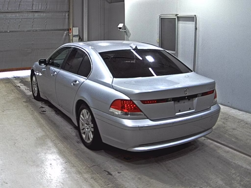 BMW 7-SERIES