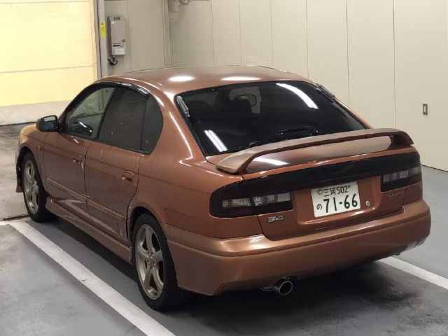 SUBARU LEGACY B4