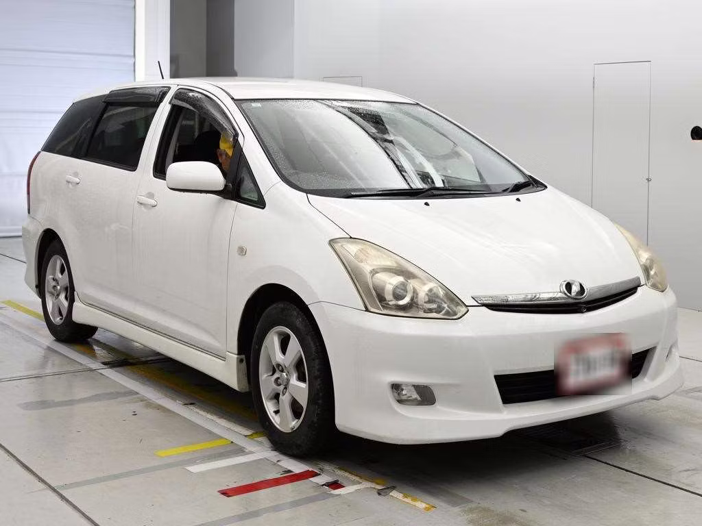 TOYOTA WISH