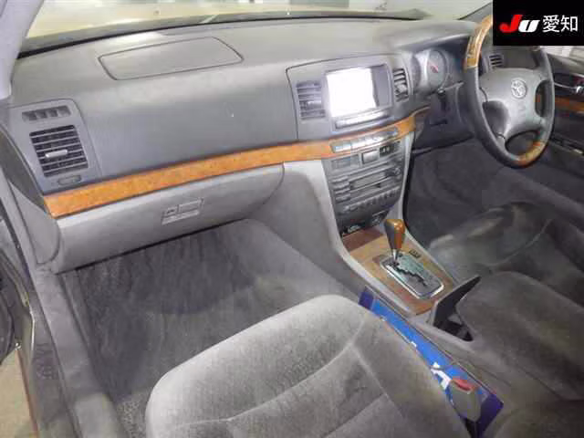 TOYOTA MARK II