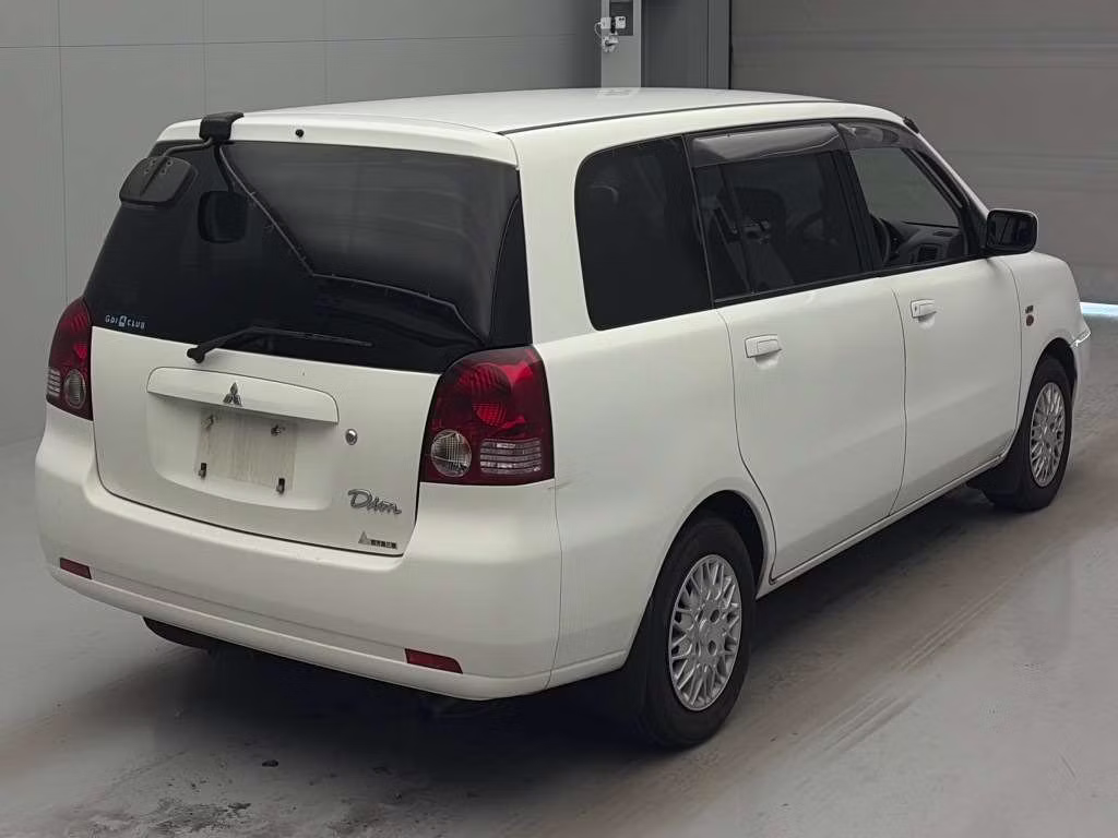 MITSUBISHI DION