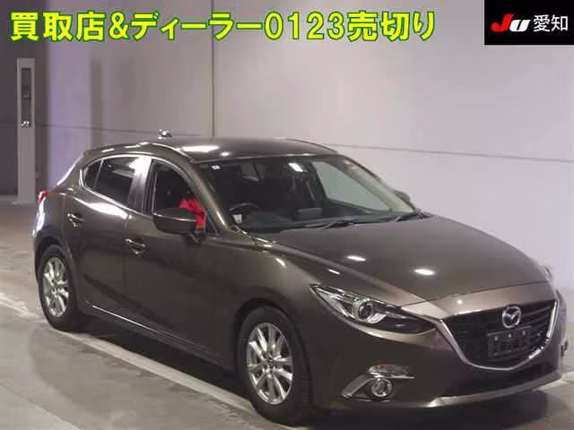 MAZDA AXELA
