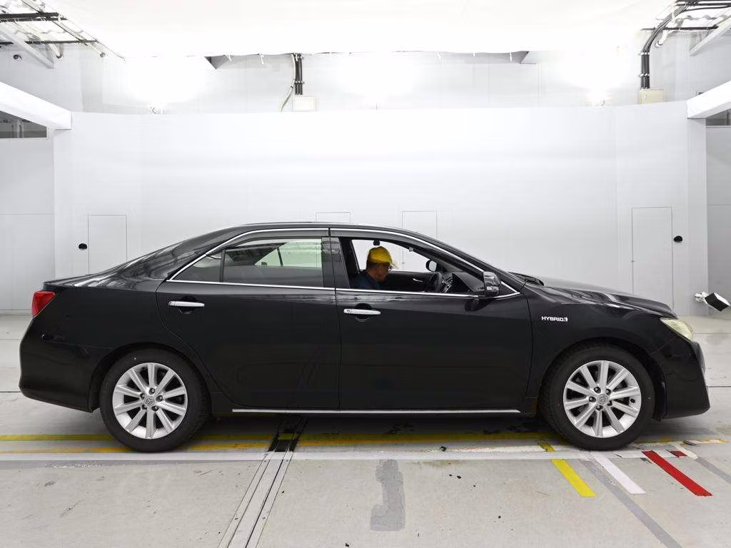 TOYOTA CAMRY