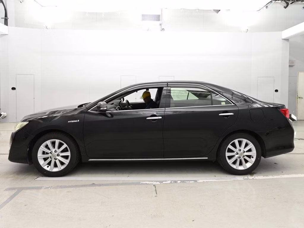 TOYOTA CAMRY