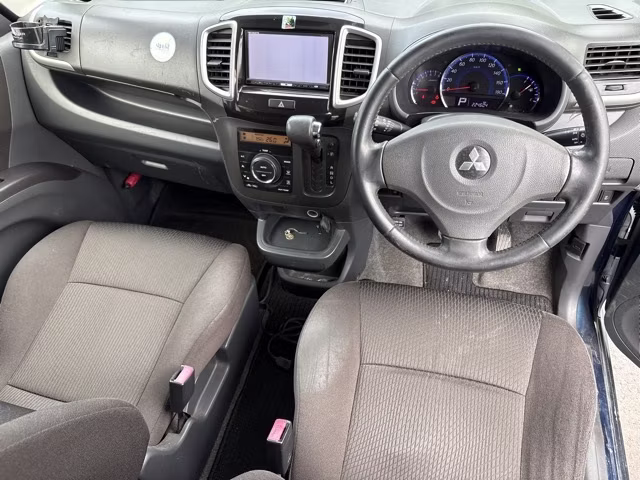 MITSUBISHI DELICA D:2