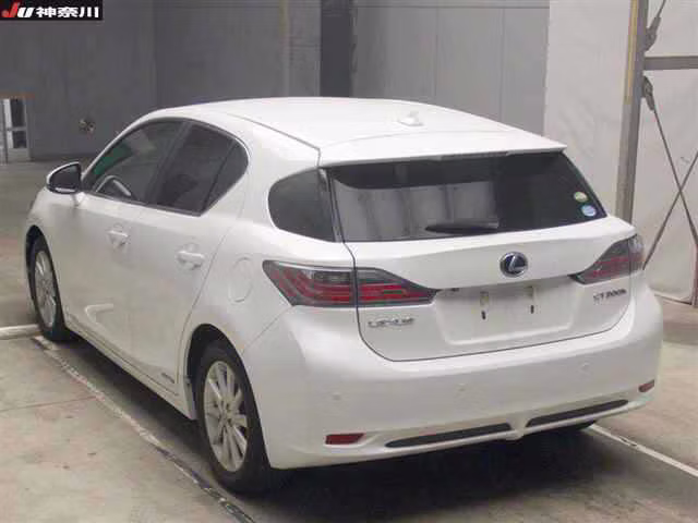 LEXUS CT200H