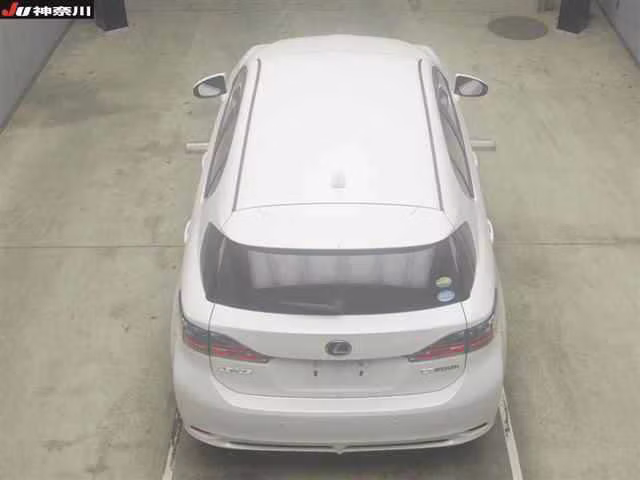 LEXUS CT200H