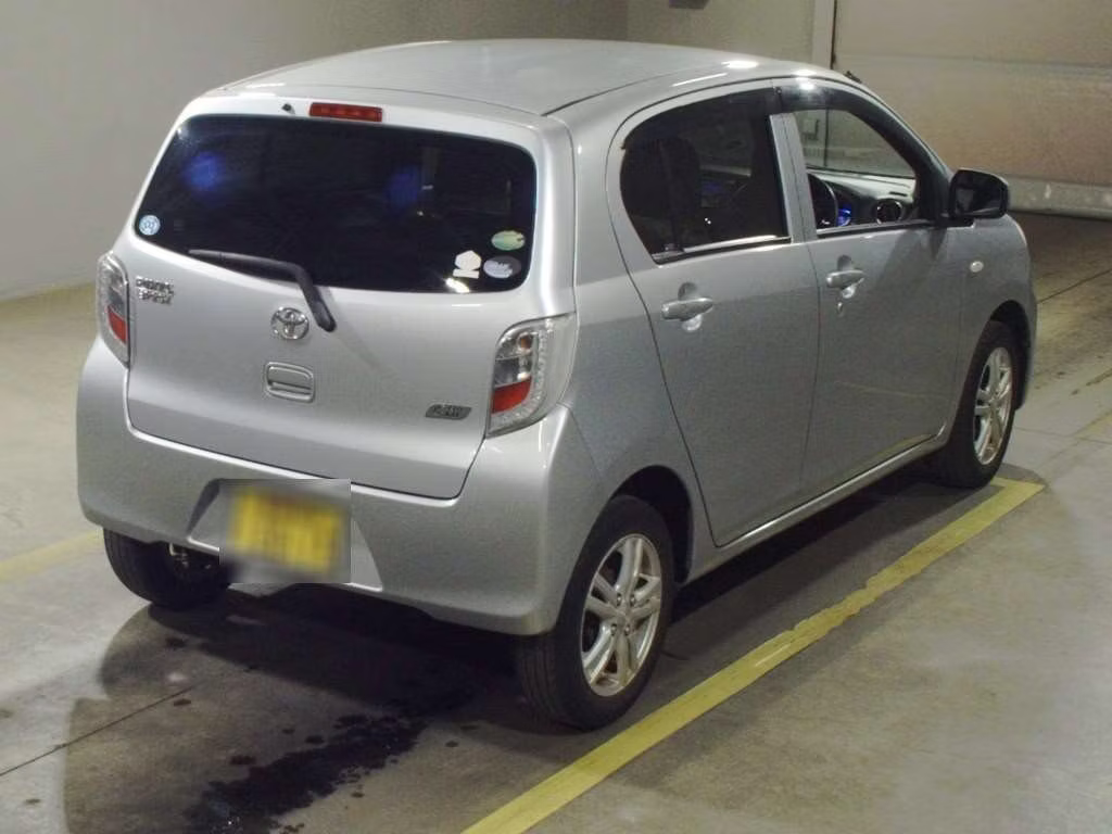 TOYOTA PIXIS EPOCH