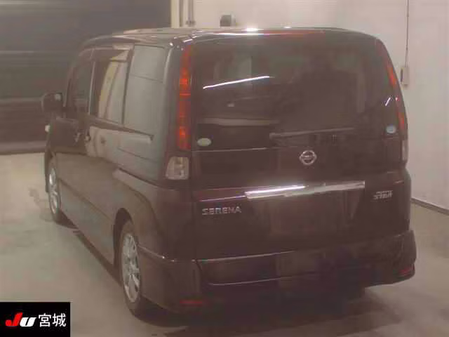 NISSAN SERENA