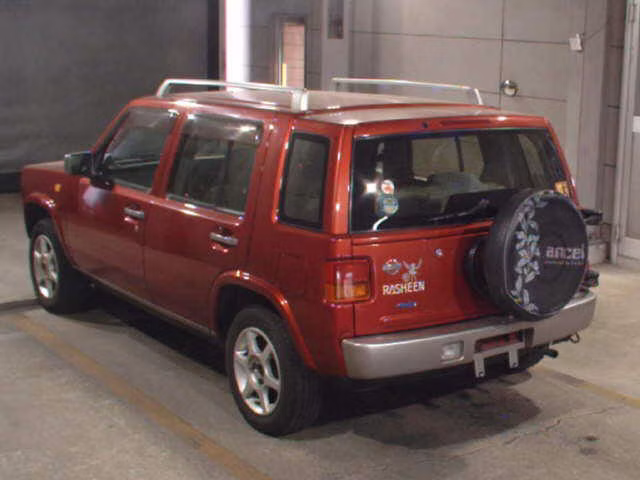 NISSAN RASHEEN