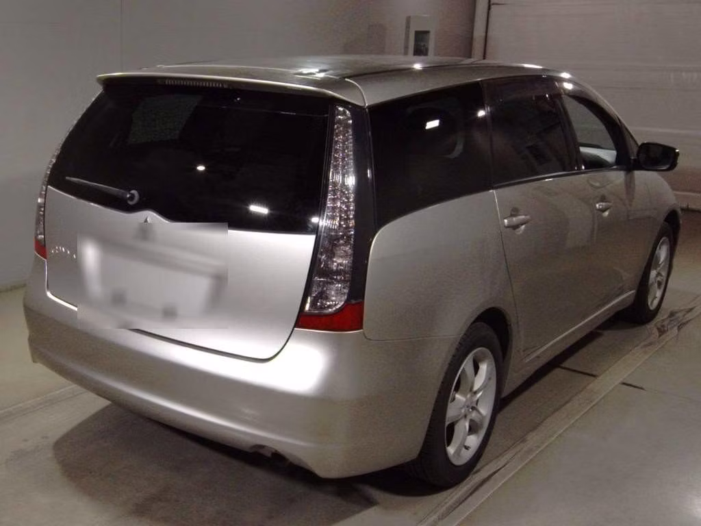MITSUBISHI GRANDIS