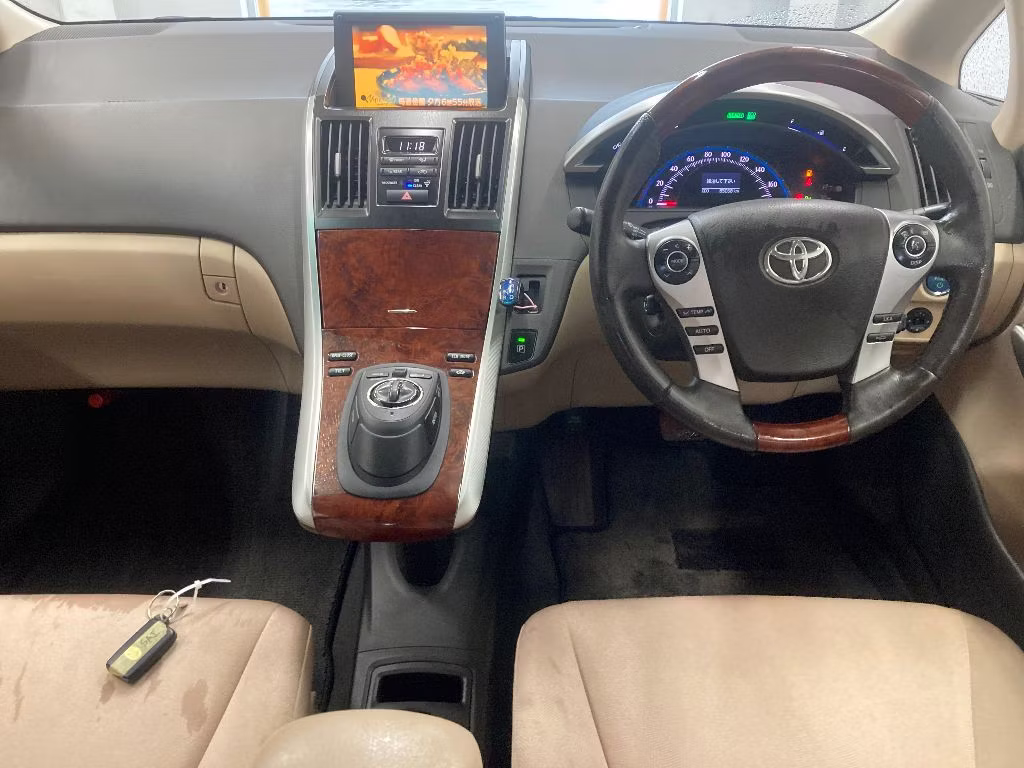 TOYOTA SAI