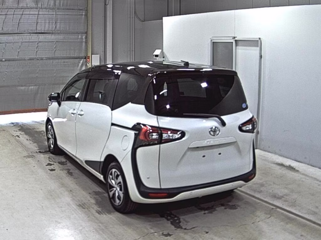 TOYOTA SIENTA