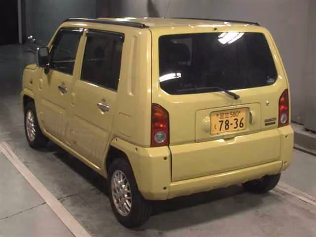 DAIHATSU NAKED