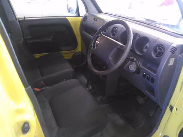 DAIHATSU NAKED
