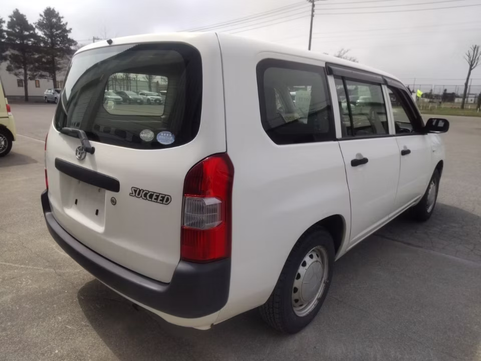 TOYOTA PROBOX