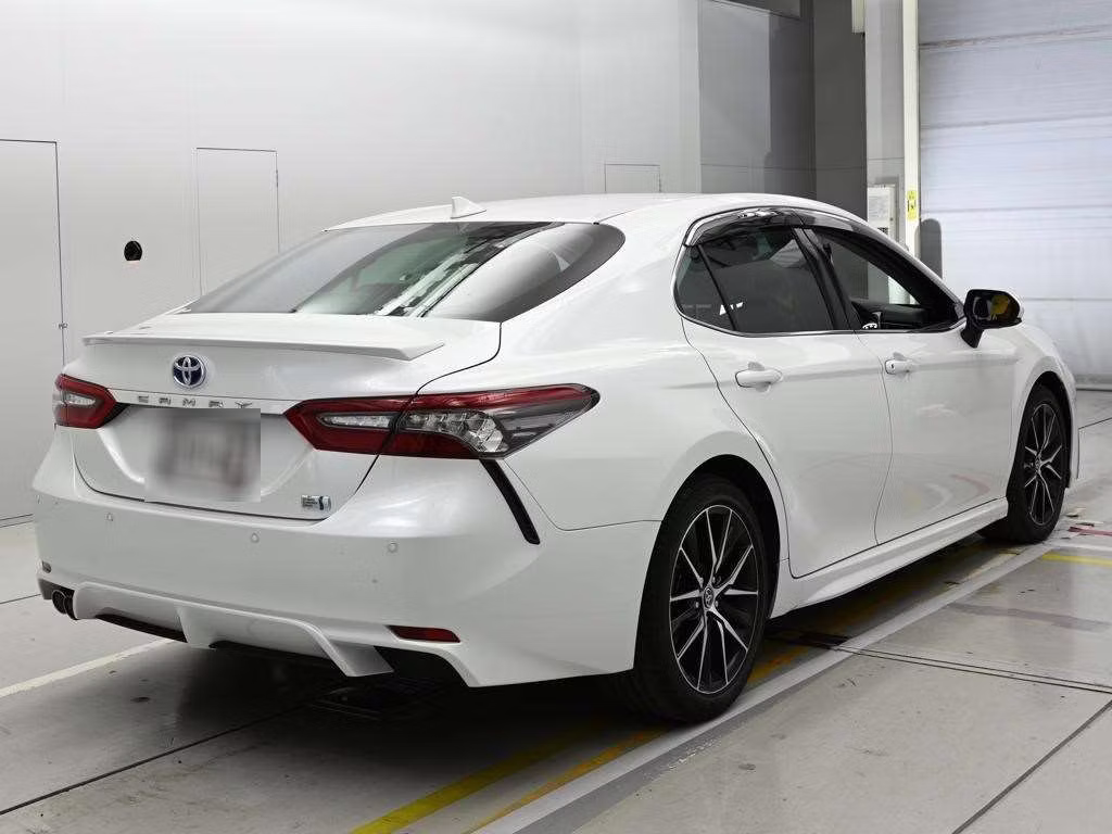 TOYOTA CAMRY