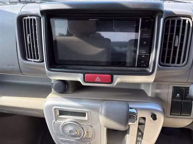 MITSUBISHI TOWN BOX
