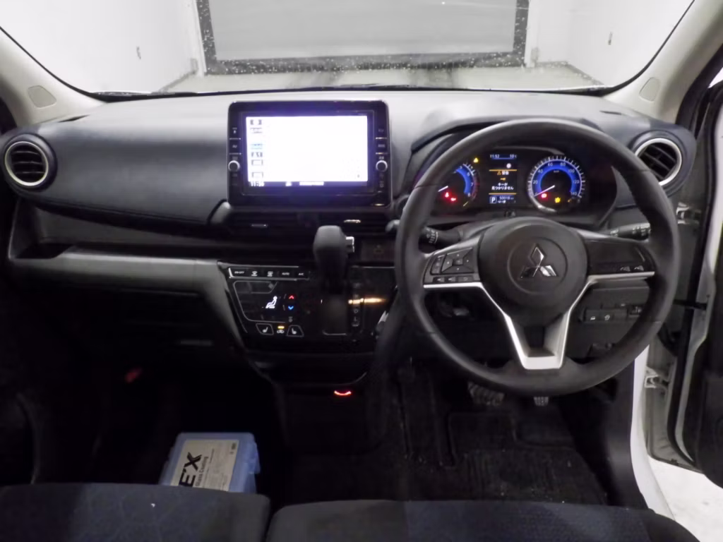 MITSUBISHI EK X