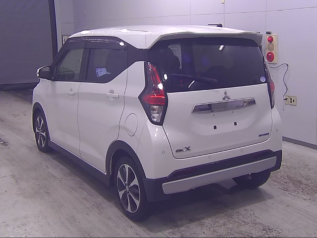 MITSUBISHI EK X