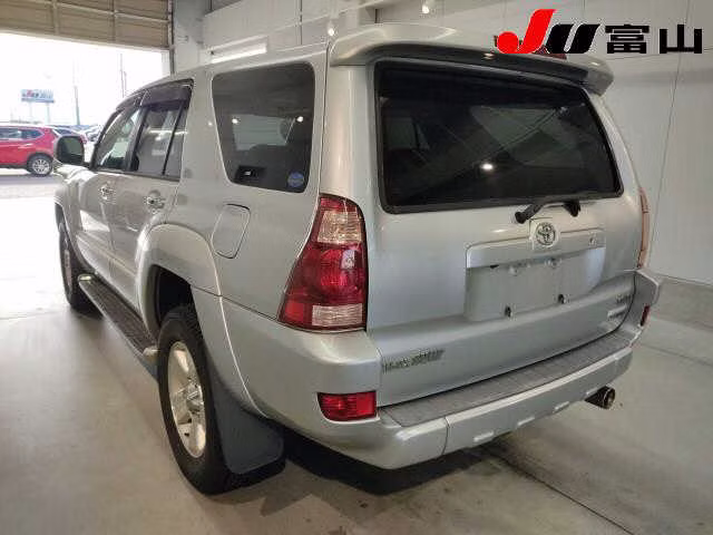 TOYOTA HILUX SURF