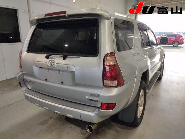 TOYOTA HILUX SURF