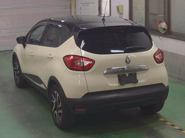 RENAULT CAPTUR