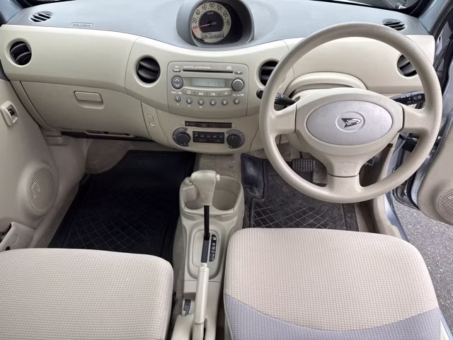 DAIHATSU ESSE