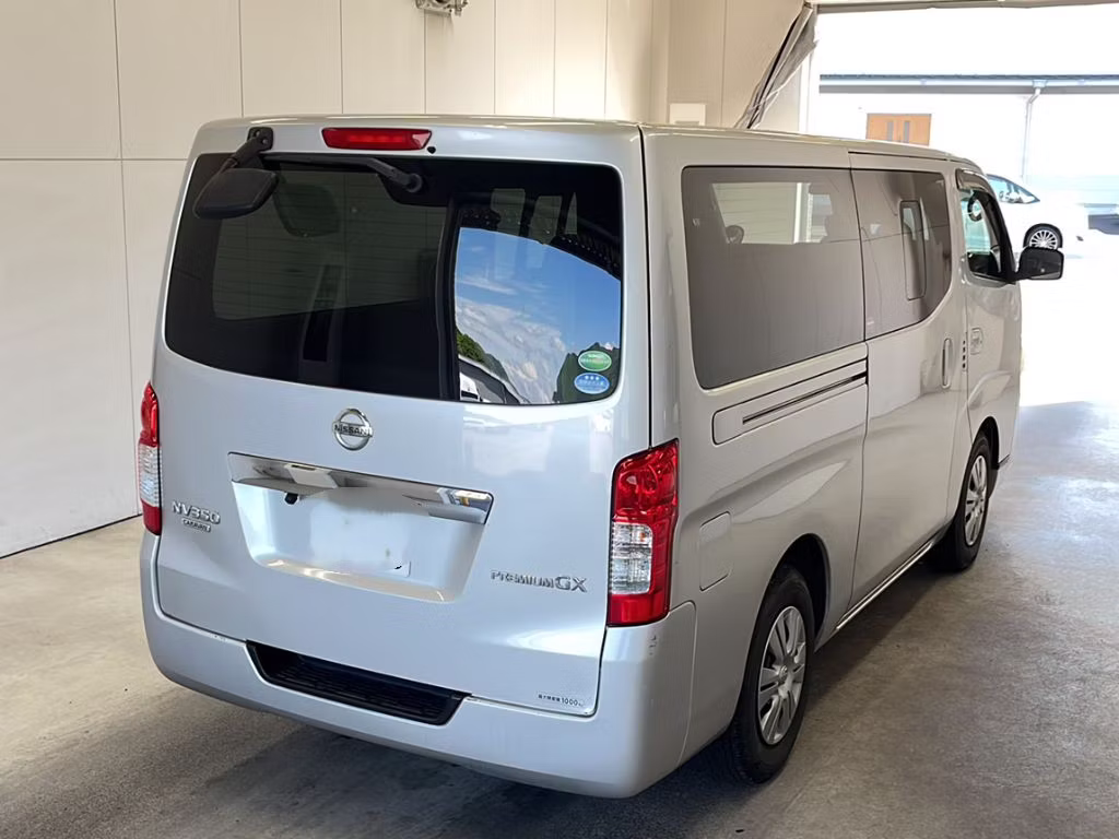 NISSAN NV350 CARAVAN