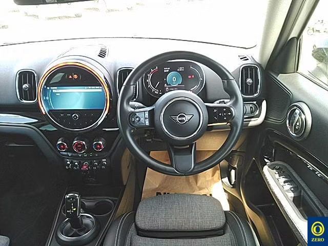 MINI CROSSOVER