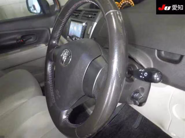 TOYOTA PASSO SETTE