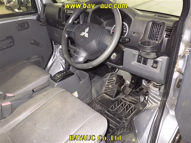 MITSUBISHI MINICAB