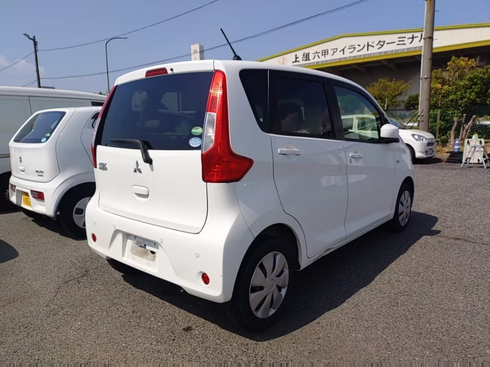 MITSUBISHI EK WAGON