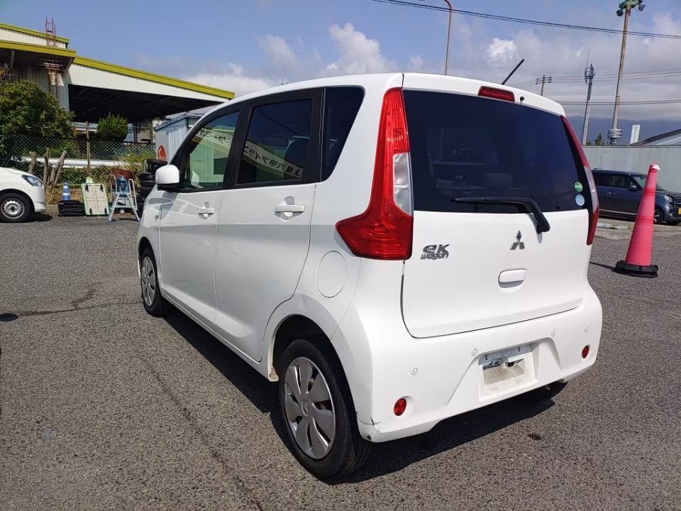 MITSUBISHI EK WAGON