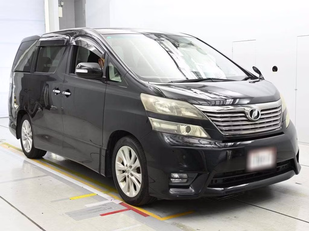 TOYOTA VELLFIRE