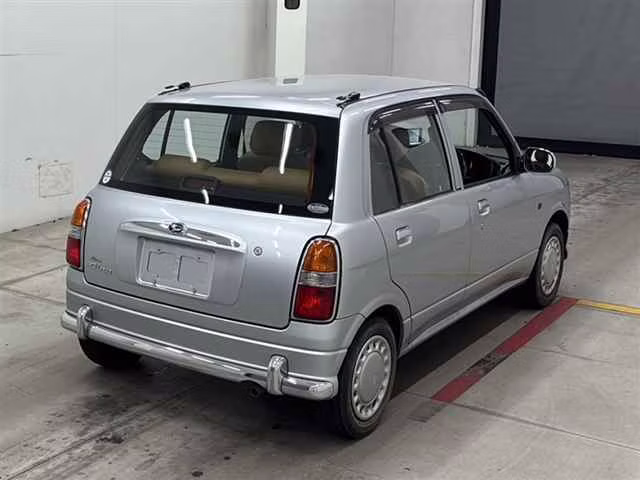 DAIHATSU MIRA GINO