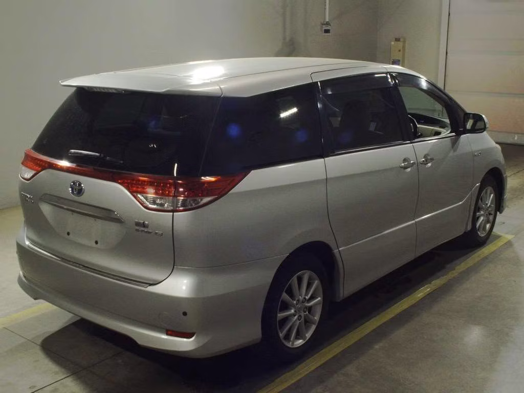 TOYOTA ESTIMA